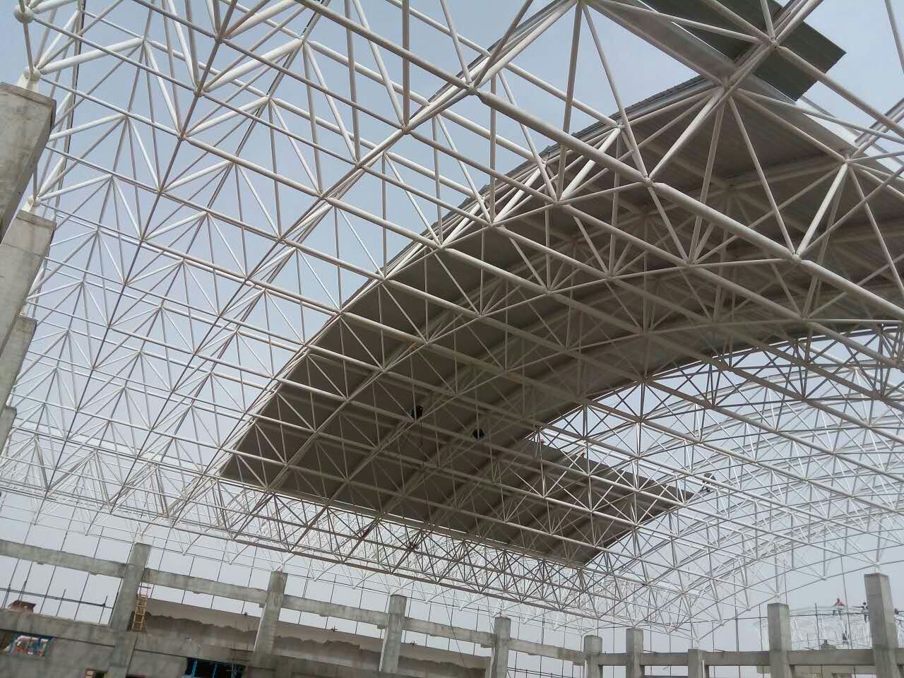 青島一汽網(wǎng)架